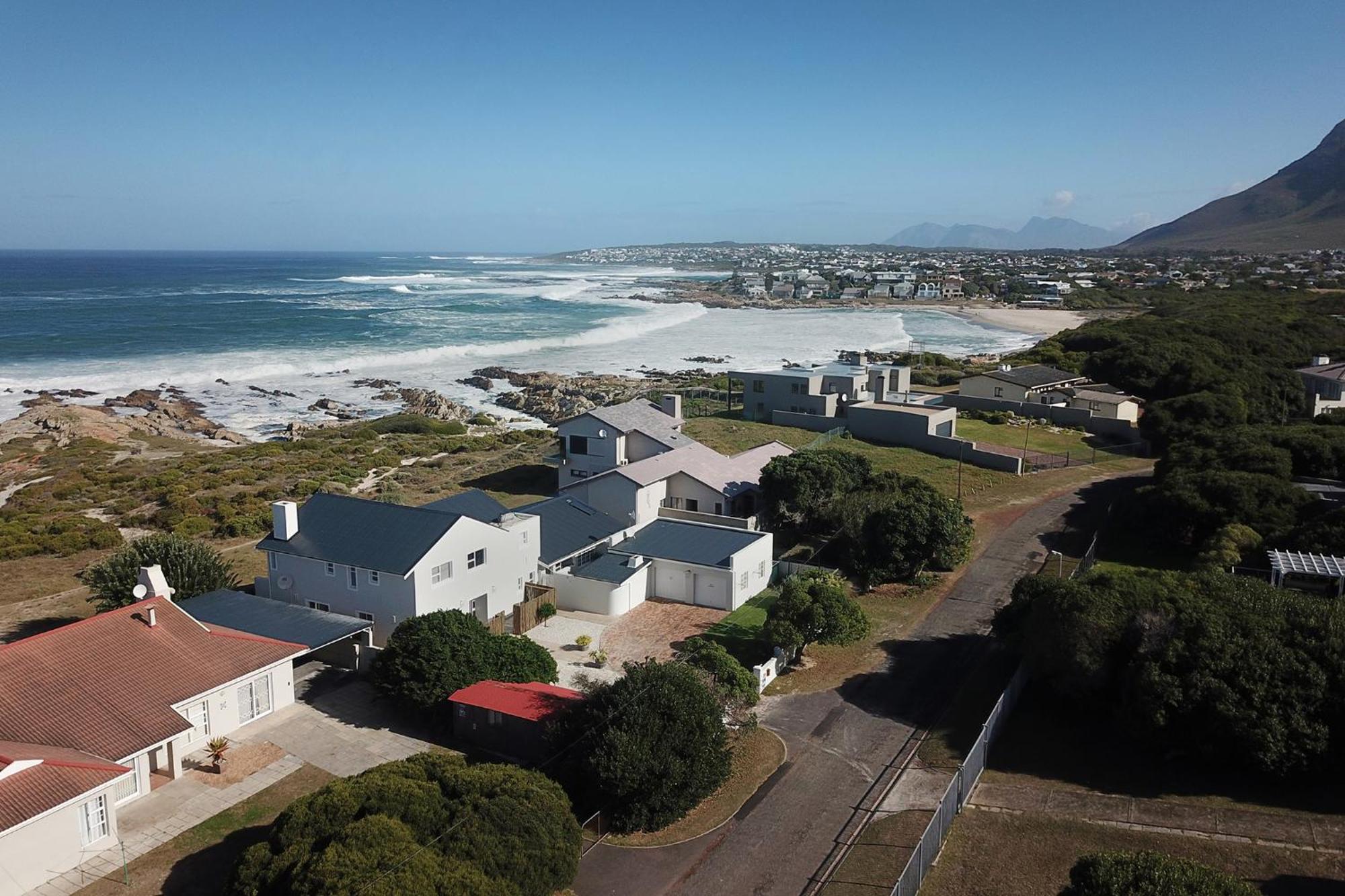 Seapearl Oceanfront Villa And Cottage Hermanus Exterior foto